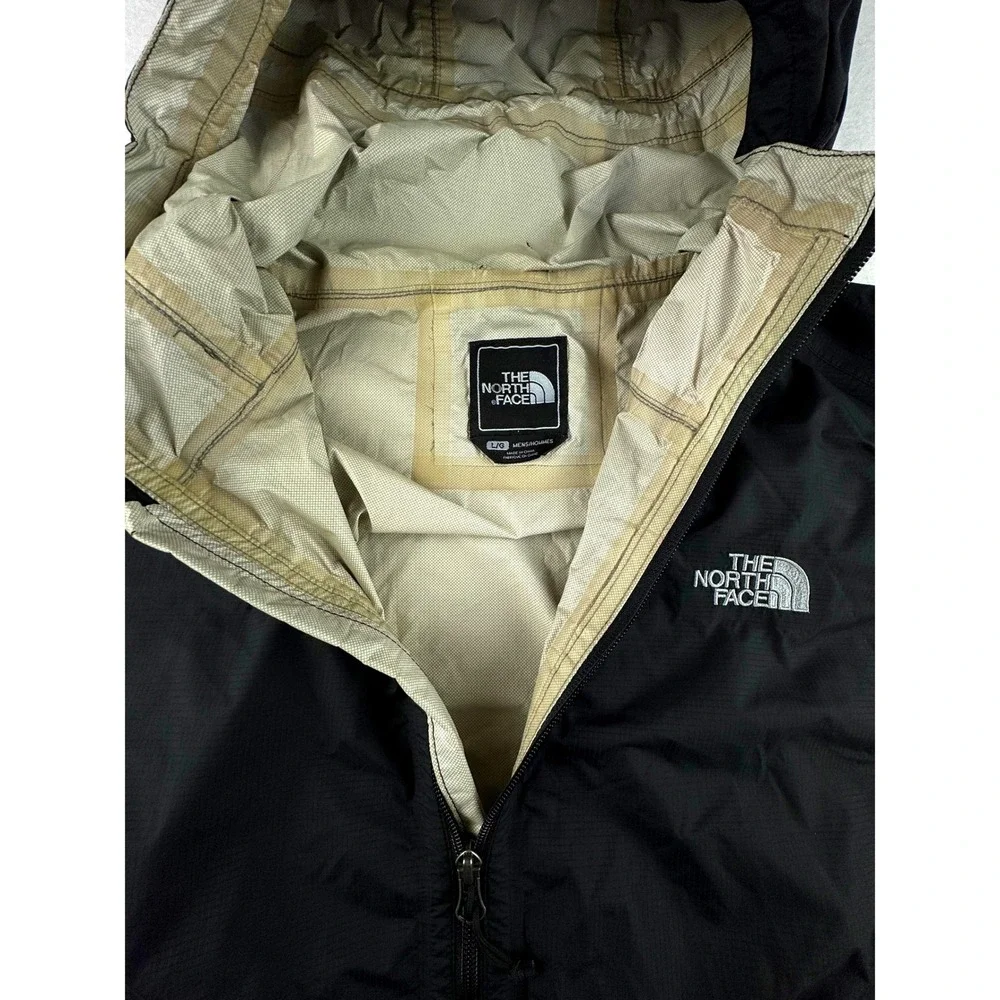 The North Face HyVent 2.5L Rain Jacket Mens Large Black Ripstop Hooded